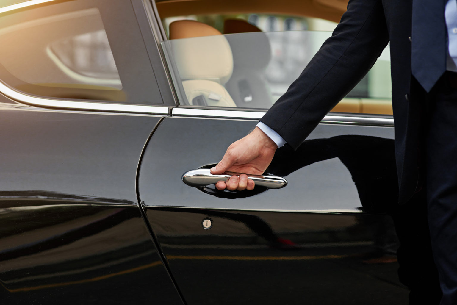 Private-Jet-and-Private-Car-1536x1025